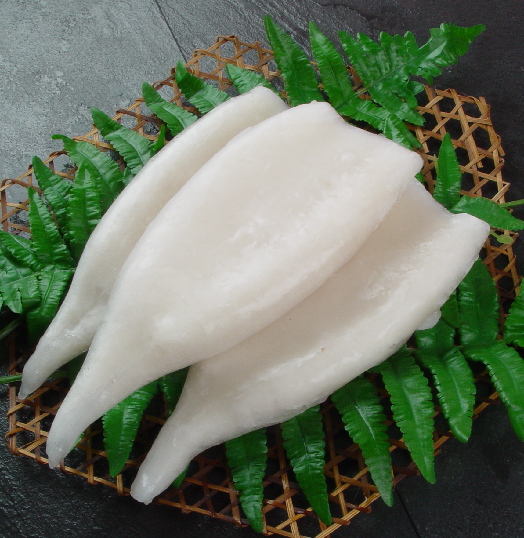 Tubo pulito di totano surgelato